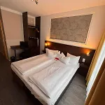 Kiez Hotel 3*